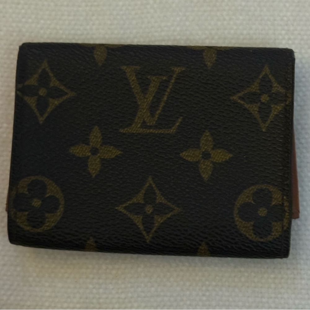 🚨SOLD🚨Vintage Louis Vuitton card holder - Picture 4 of 8